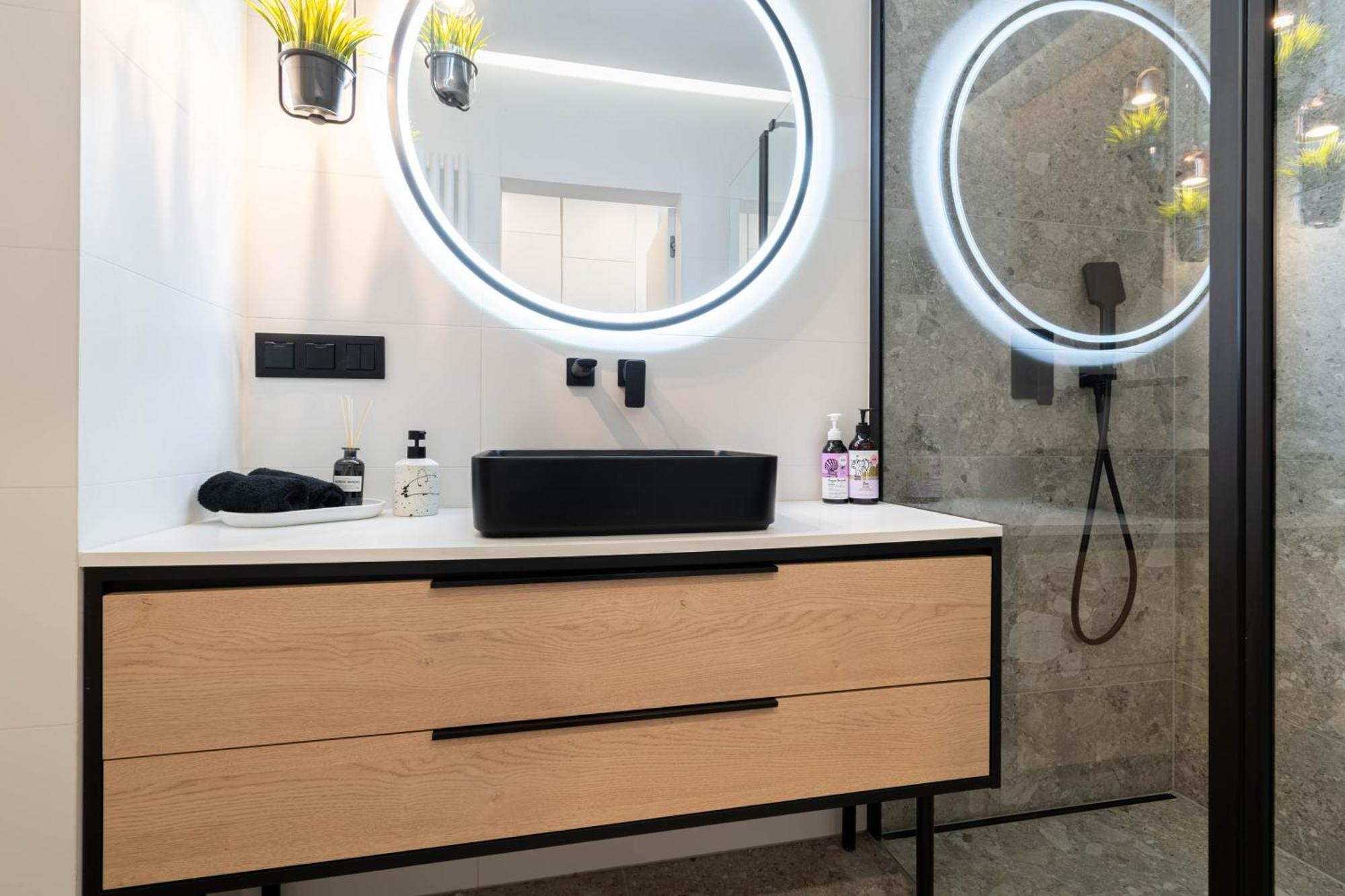 Lukier Muse- Katowice Centrum - Mikolowska - Free Garage - Self Check-In 외부 사진